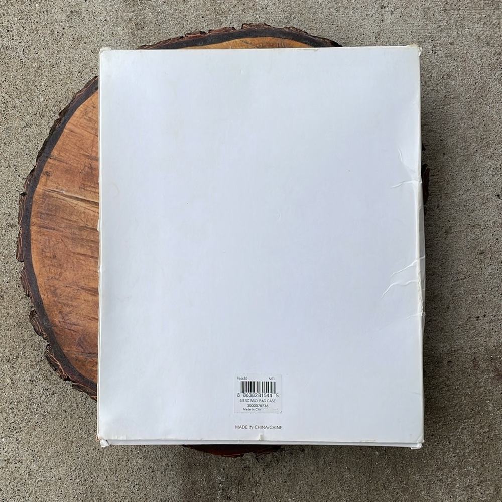 Coach Signature IPAD Case - Picture 2 of 6